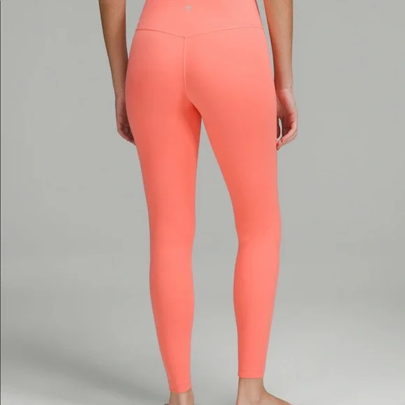 Brand new Lululemon Align HR Legging - Picture 2 of 6